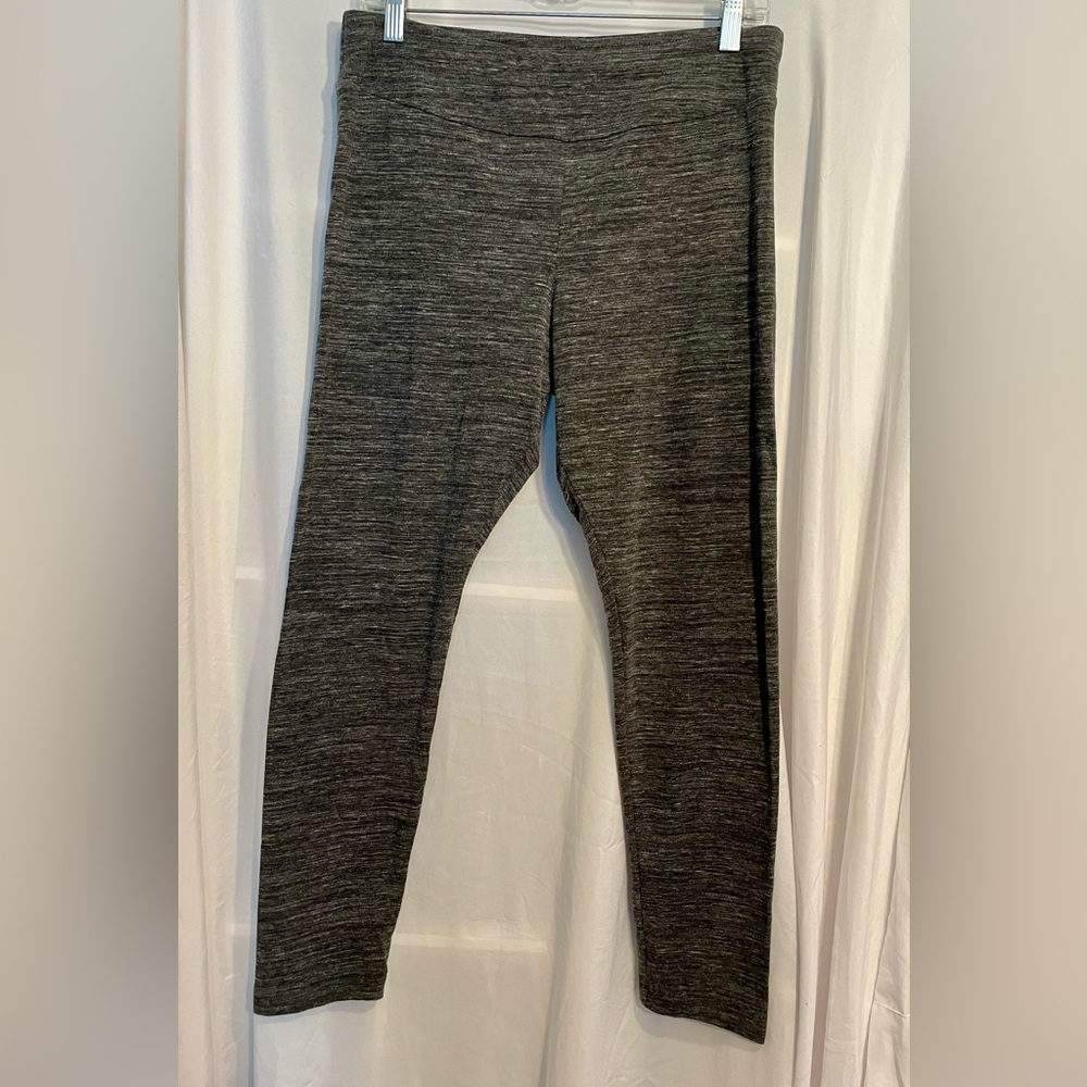 Time and Tru Charcoal Knit pant/ leggings. Size Large